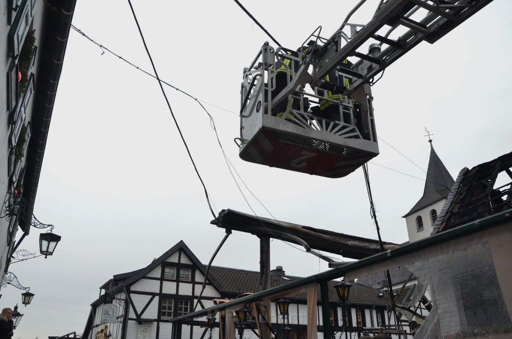 Feuer 3 Zum Treppchen Koeln Rodenkirchen Kirchstr Steinstr P421.JPG - Miklos Laubert